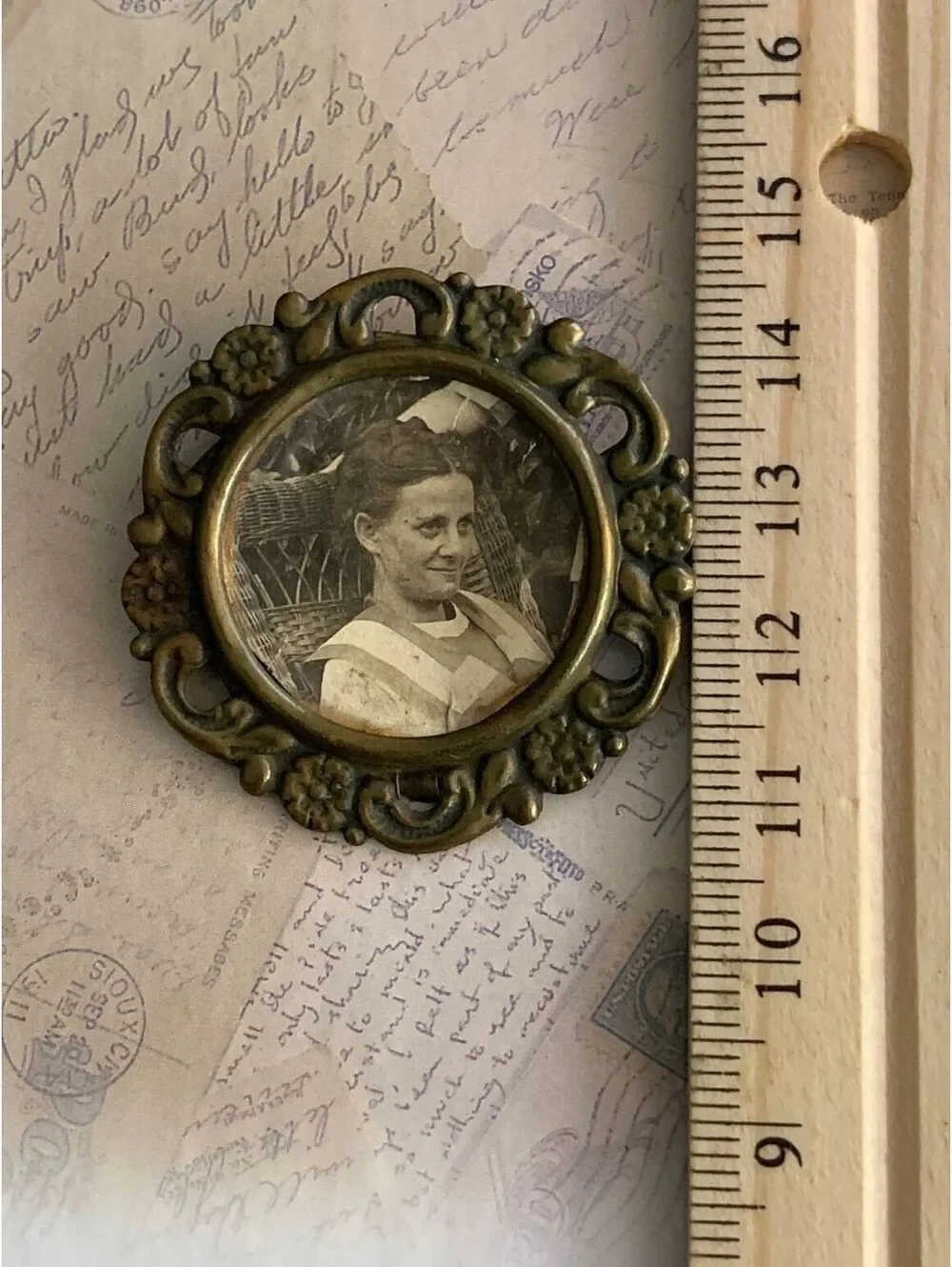 Vintage Edwardian Photo Locket Filigree Floral Brooch Pin w/ Original Photo